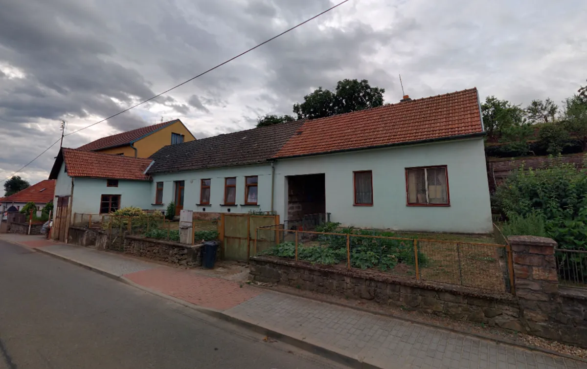 Prodej rodinného domu 300 m², pozemek 1391 m²